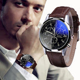 Leather strap Mens Watches